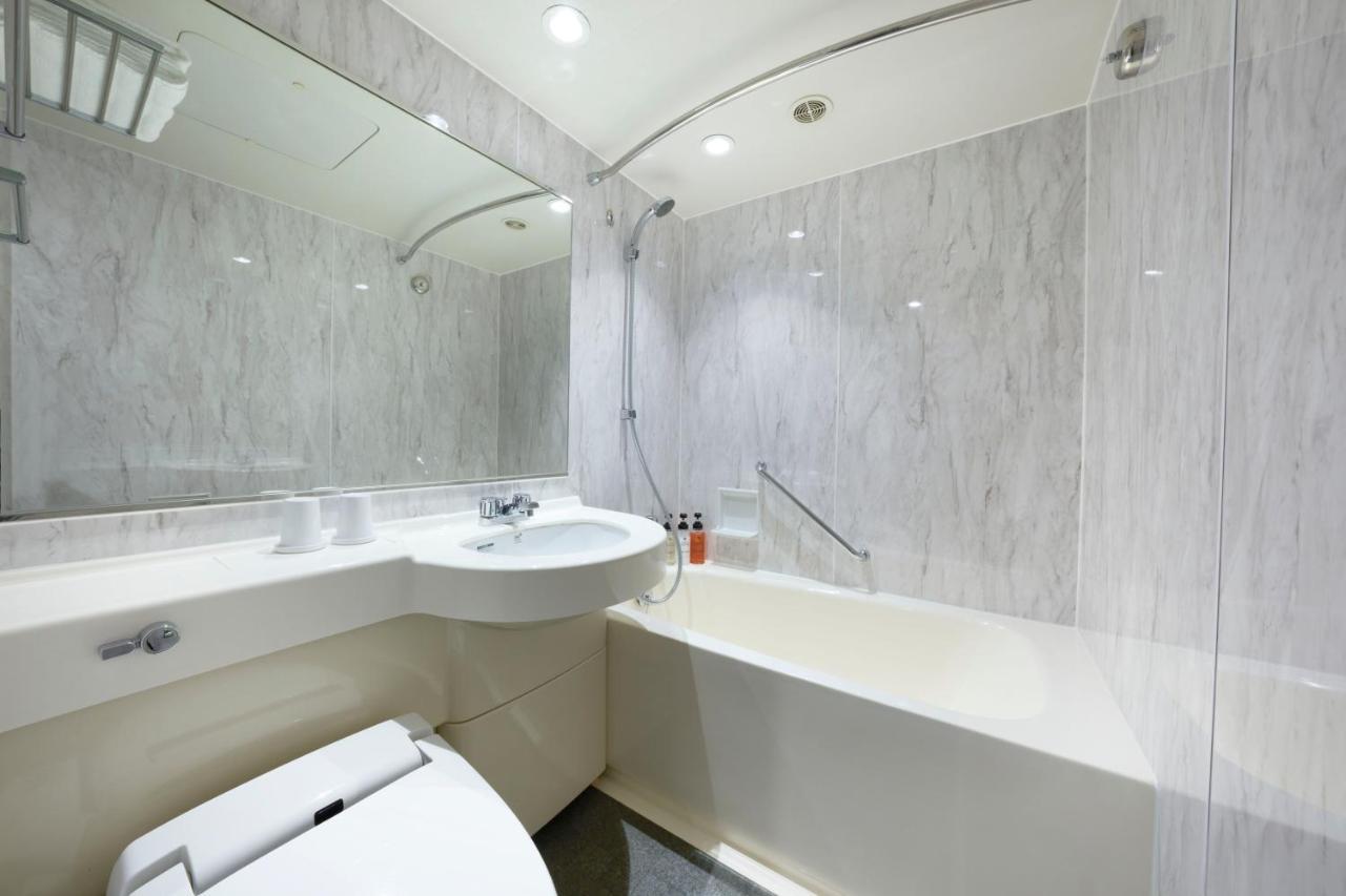 Hotel Villa Fontaine Tokyo-Shinjuku Екстериор снимка
