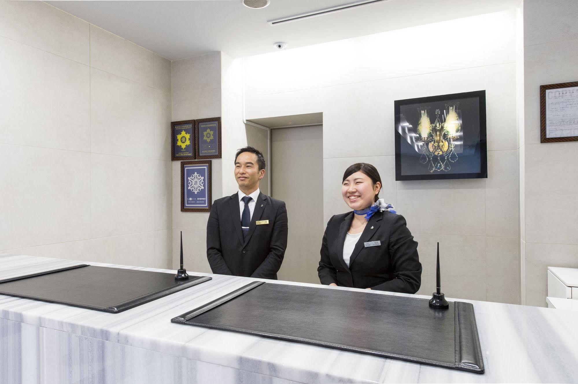 Hotel Villa Fontaine Tokyo-Shinjuku Екстериор снимка